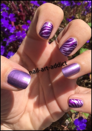 Nail Art - Purple Stamping - Kiko 302 621 1